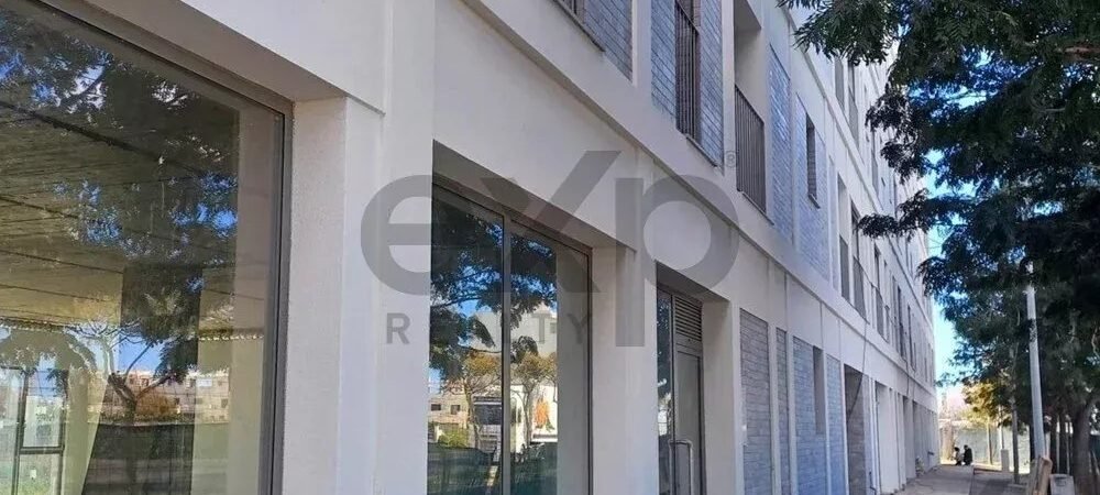 Espaço Comercial Premium – Avenida Dom João VI, Olhão